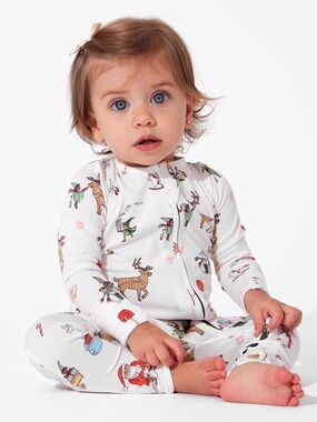 New Bellabu Bear Santa's Workshop Bamboo Convertible Footie Size 3-6 Months